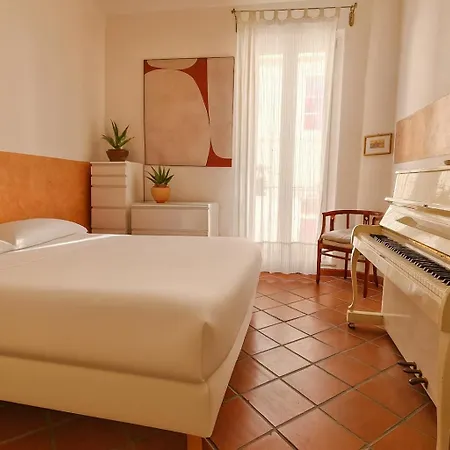 Dimora Del Borgo With Balcony In Saint Peter Appartement *