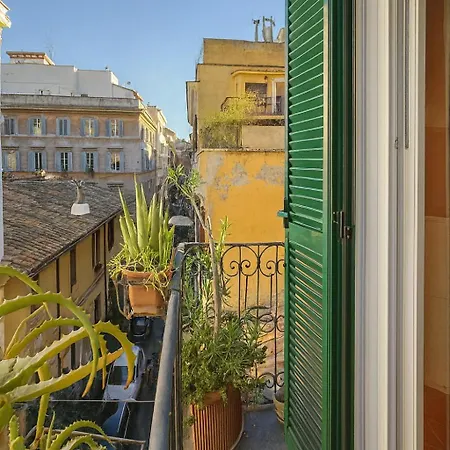 Appartement Dimora Del Borgo With Balcony In Saint Peter Rome