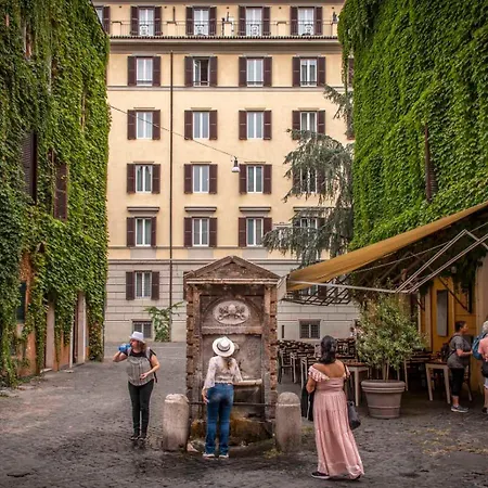 Dimora Del Borgo, Terrace View In Vatican Apartamento